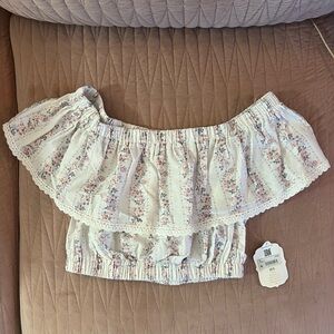 Off the shoulder floral crop top